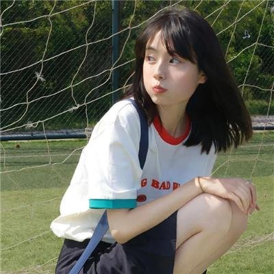 禁苑春浓海报