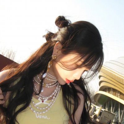 我的女友比我帅海报